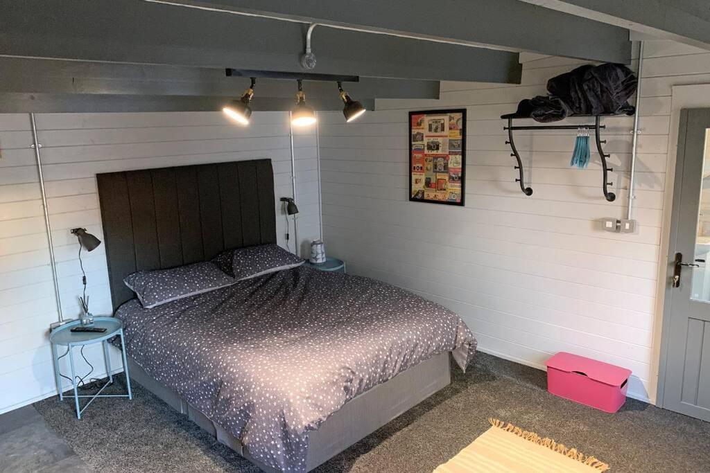 Cosy, Self-contained Garden In Centre! Apartment