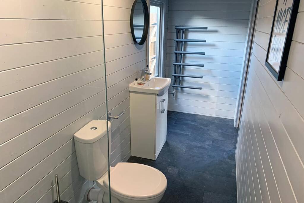 Cosy, Self-contained Garden In Centre! Appartement *
